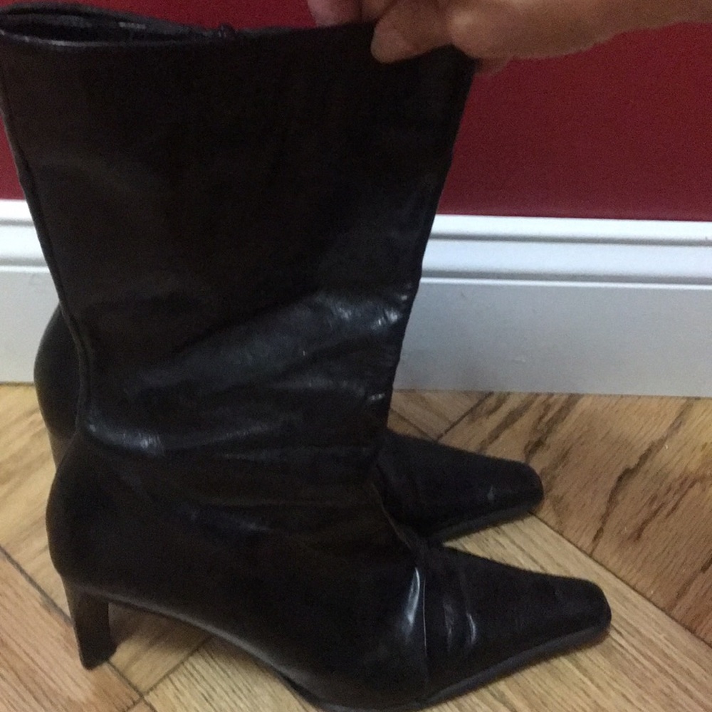 Leather boots -mid high